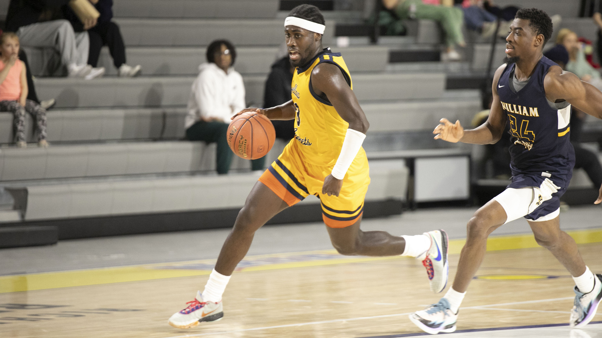 Men’s Basketball Caged by Benedictine