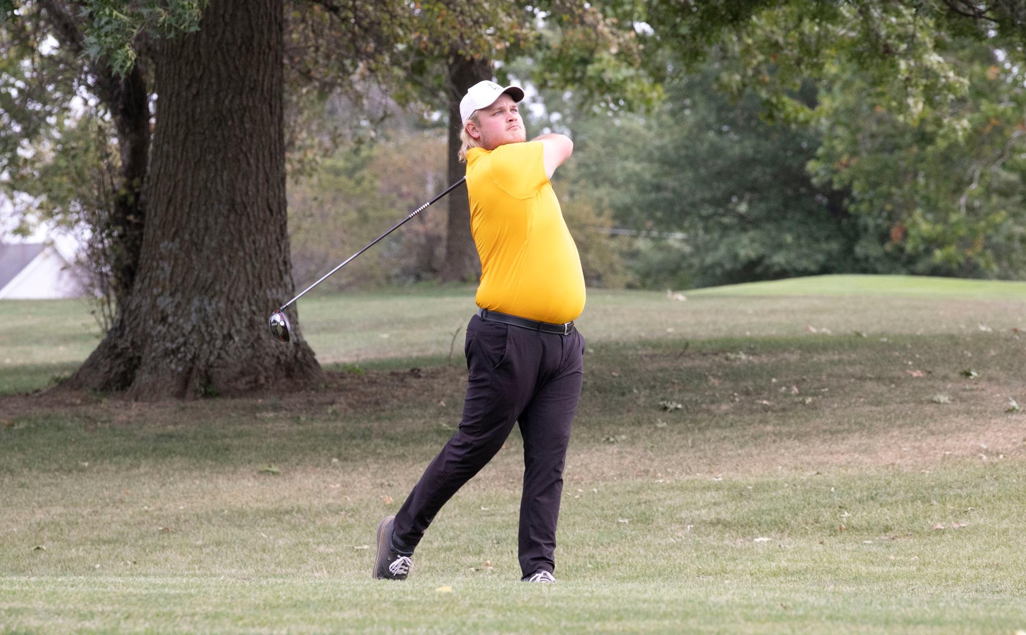 Men's Golf Tied 6th at Grand View Invitational.