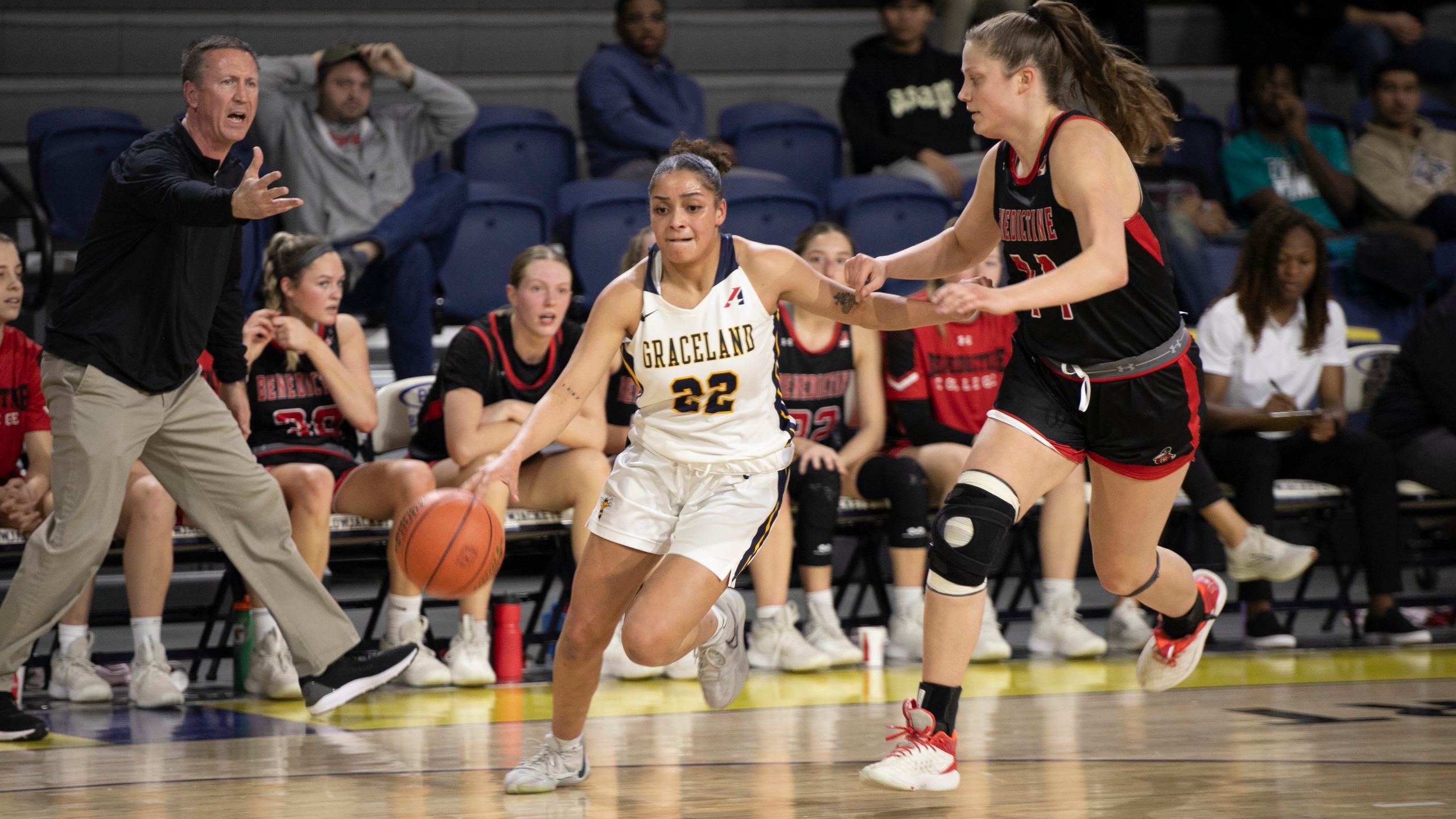 Yellowjackets Open Season Strong, Overcome Challenges to Defeat Waldorf
