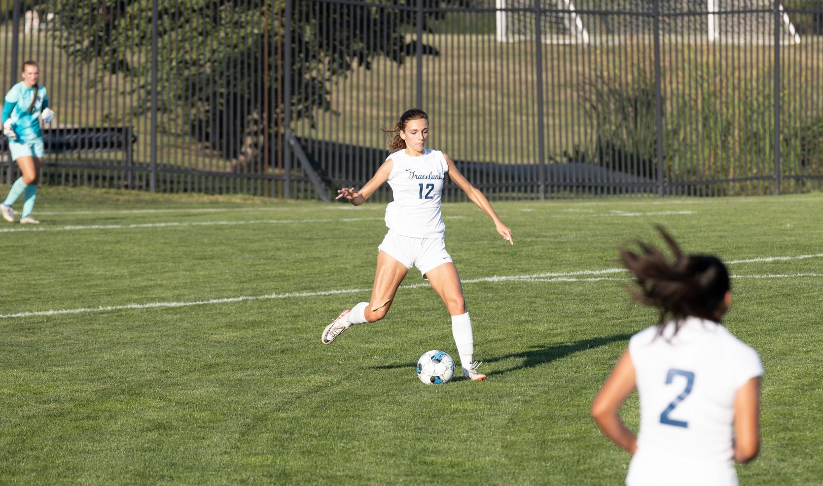 Women's Soccer Halted by Mount Mercy