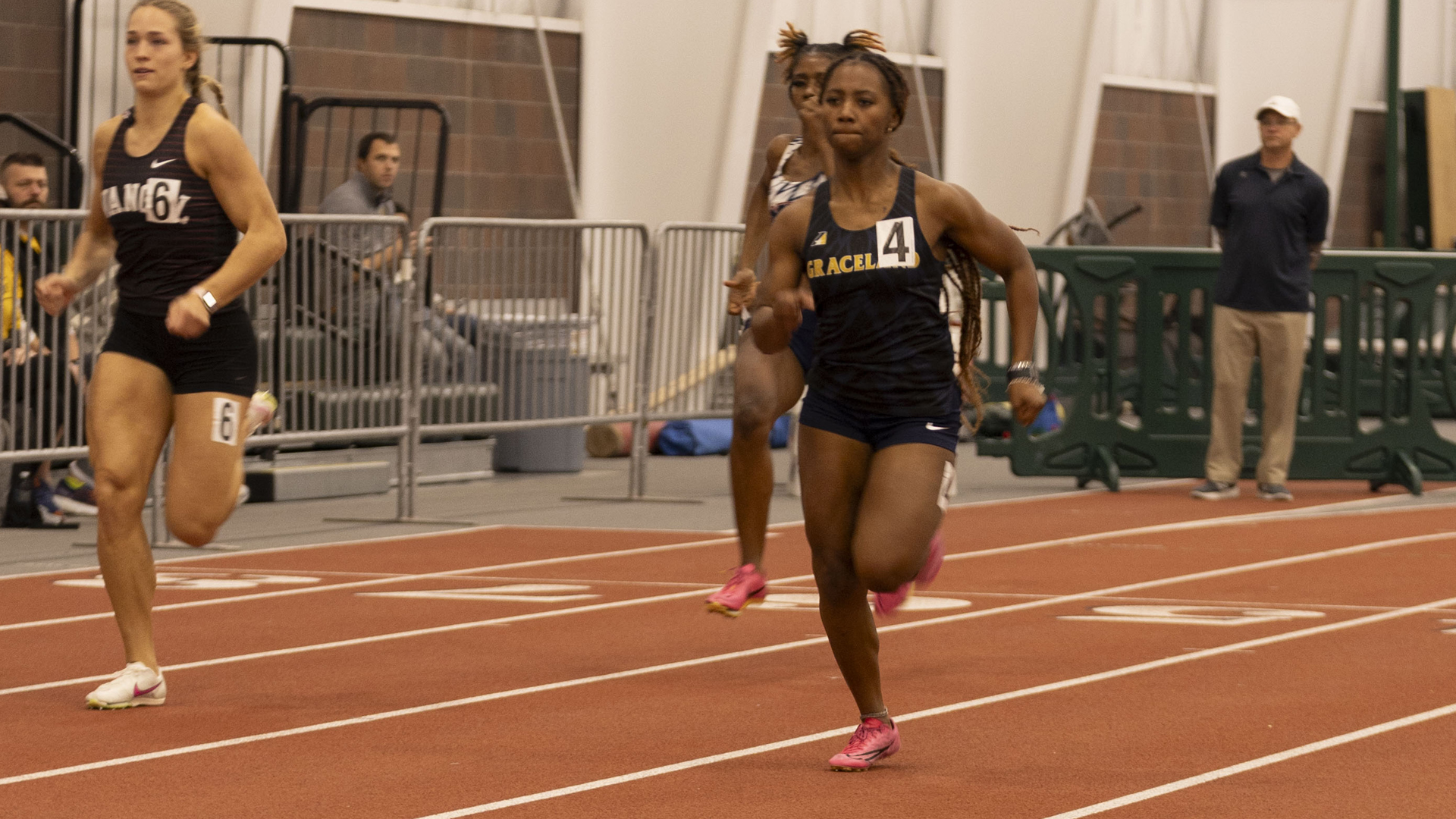 Women’s Indoor Track and Field Takes on the Coach Richard Alsup Open