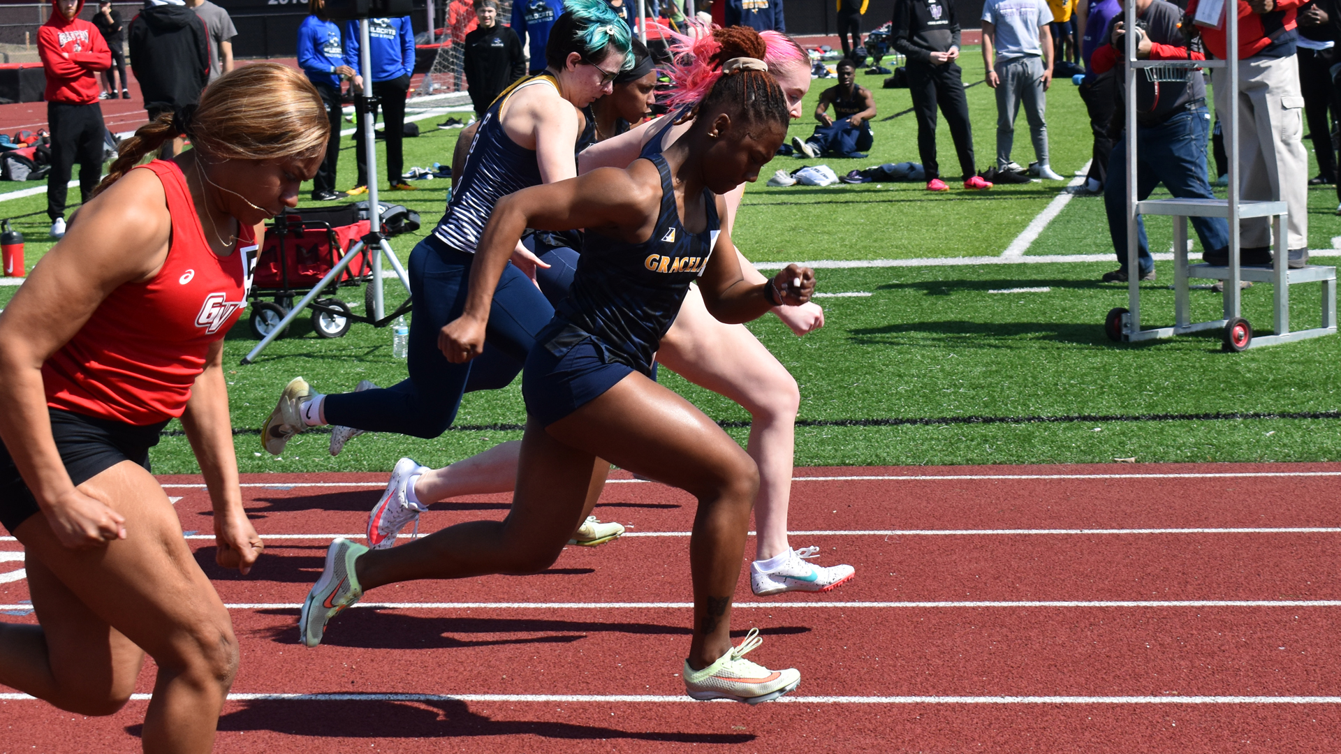 Women’s Track and Field Ends Day at the UCM Outdoor Mule Relays