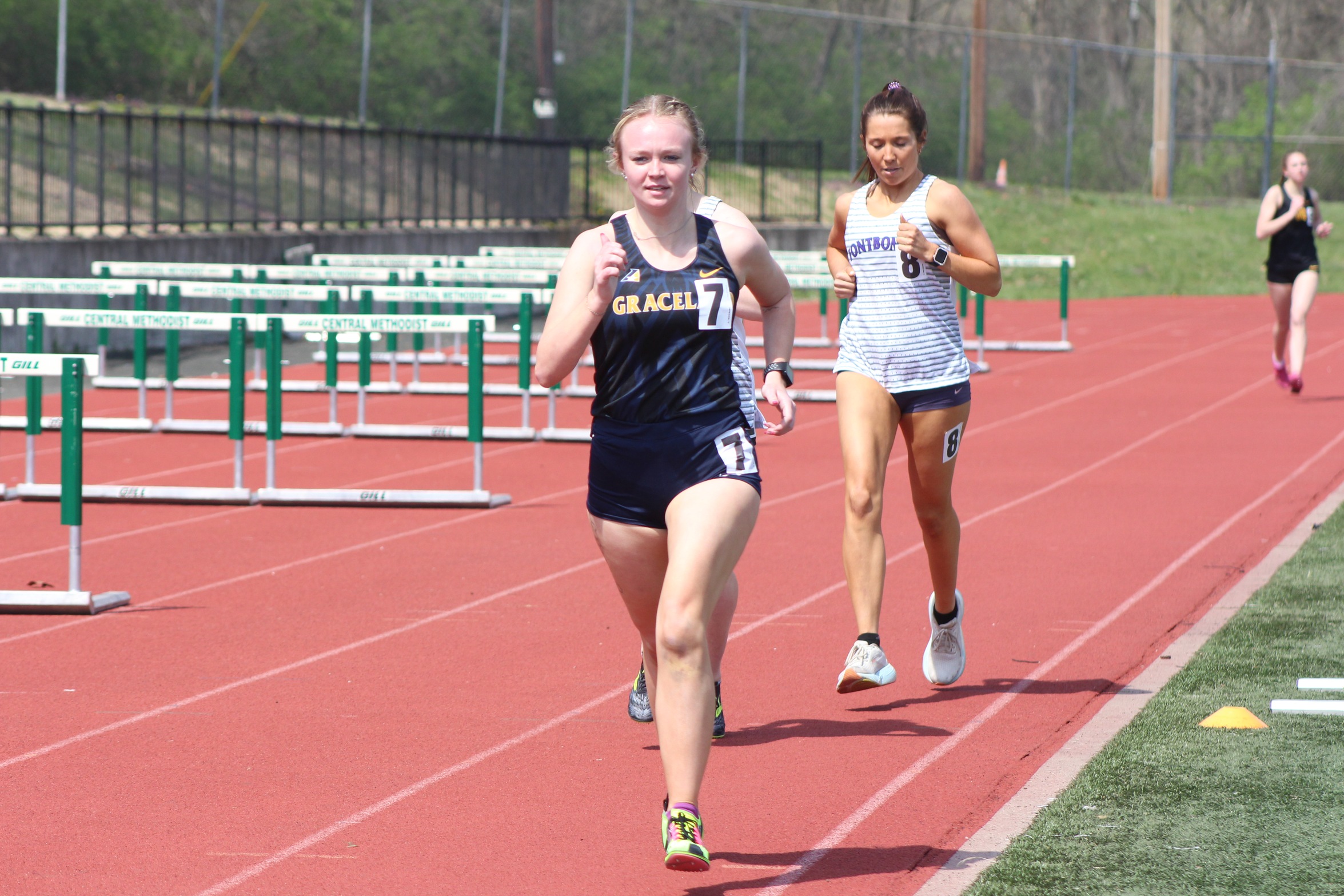 Women’s Outdoor Track and Field Completes the David Suenram Gorilla Classic